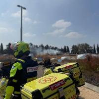 Magen David Adom rescuer MDA photo