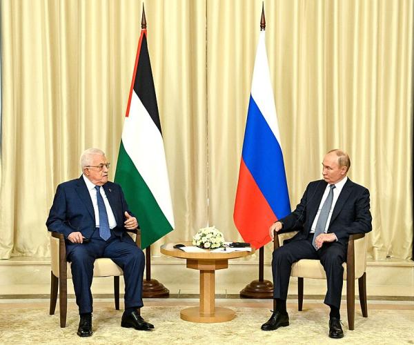 PA President Mahmoud Abbas and Russian Federation President Vladimir Putin