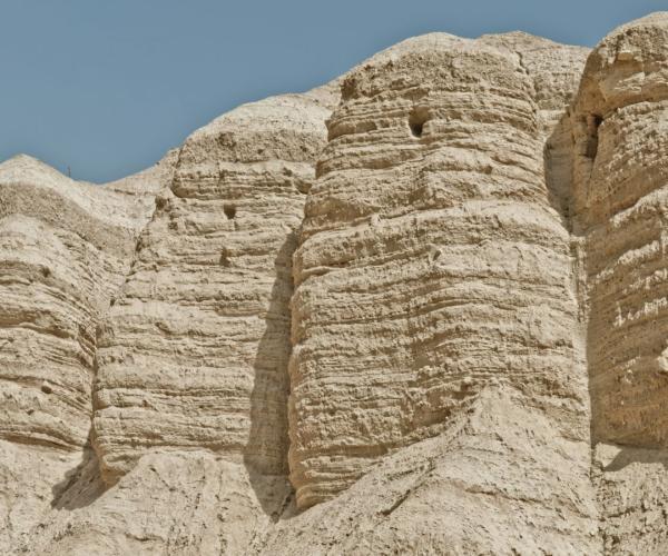 Qumran caves credit Shai Halevi