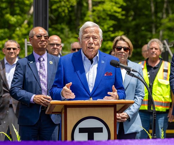 Robert Kraft wikimedia