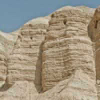 Qumran caves credit Shai Halevi